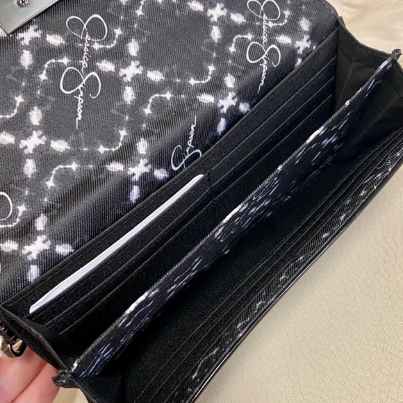 Jessica Simpson Zoe Large Wristlet Wallet - Picture 9 of 10